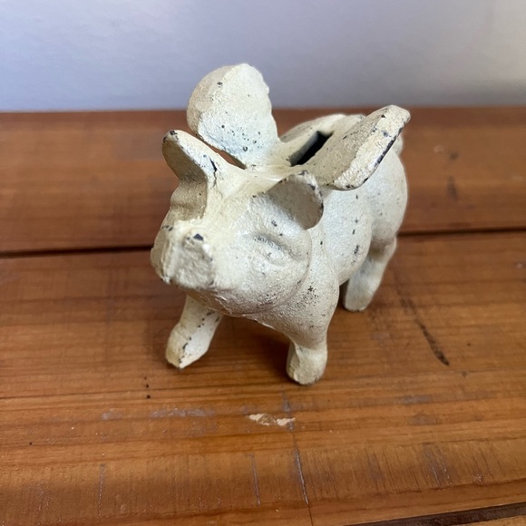 Cast Iron Flying Pig Piggy Bank Coin Bank Cream Off White Trinket - Picture 3 of 11